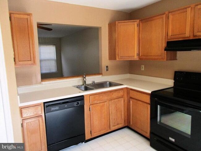 Building Photo - 3361 Cheverly Ct