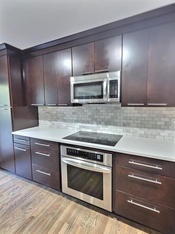 Building Photo - 28618 Balmoral Way