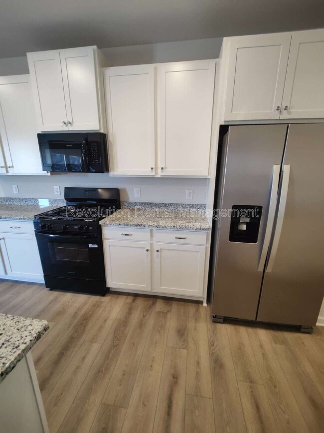 Building Photo - 500 Ozark Ln