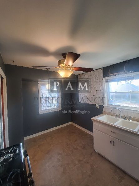 Building Photo - 3156 N 75th St