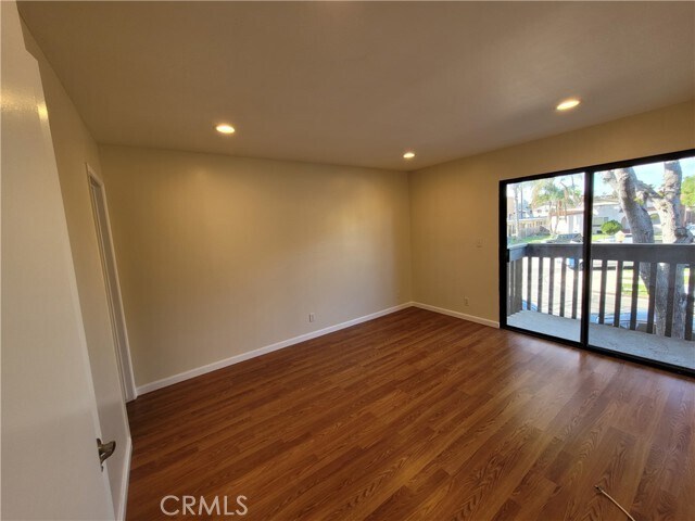 Building Photo - 4110 Elm Ave