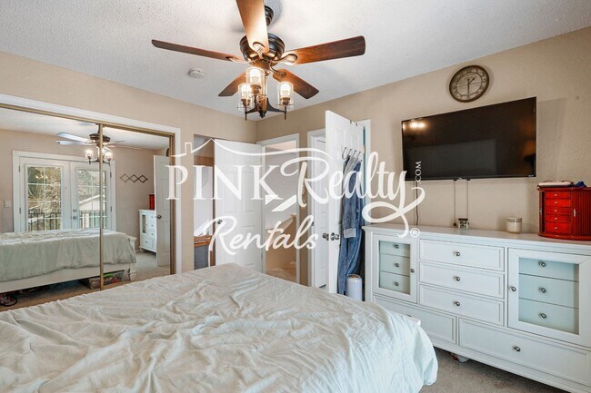 Building Photo - 3395 Beechwood Ct