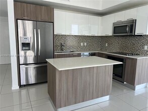 Building Photo - 5300 Paseo Blvd