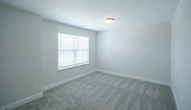 Building Photo - 7 Callen Oak Wy