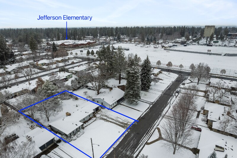 Building Photo - 3730 S Lamonte St