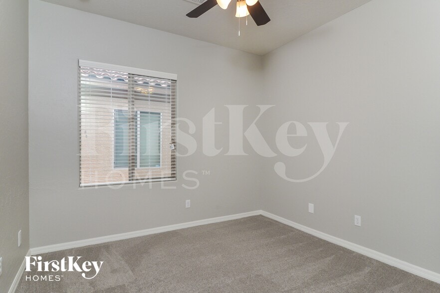 Building Photo - 3957 Vulcan St