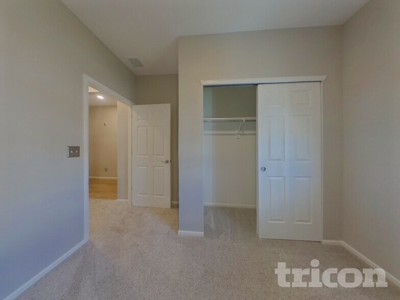 Building Photo - 7405 Fraser Cir