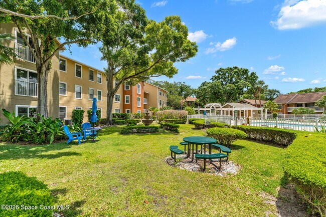 Building Photo - 225 S Tropical Trail