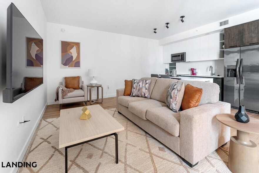 Building Photo - 632 Howard Rd SE