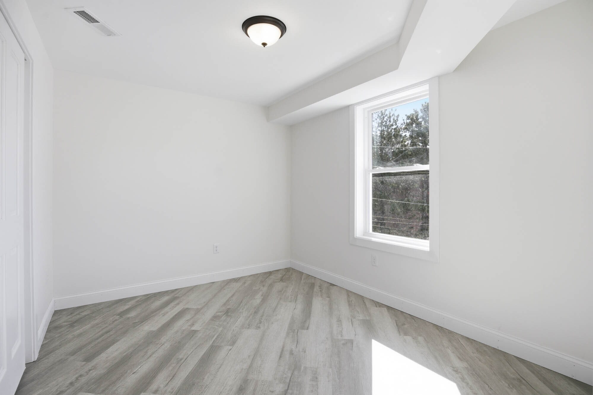 Building Photo - 23 Blake St