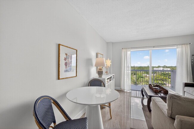 Building Photo - 2600 N Flagler Dr