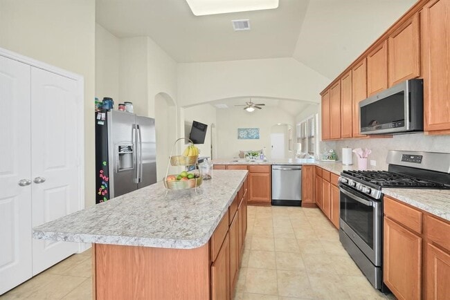 Building Photo - 10402 Lake of the Ozarks Dr