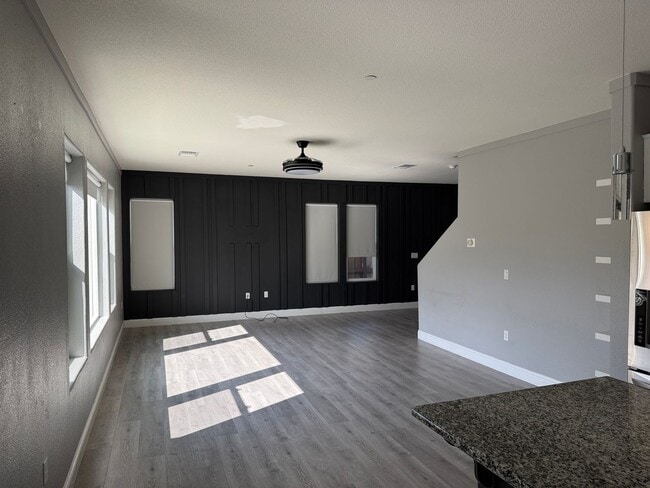 Building Photo - NOW AVAILABLE!! BEAUTIFUL HOME IN GATED CO...