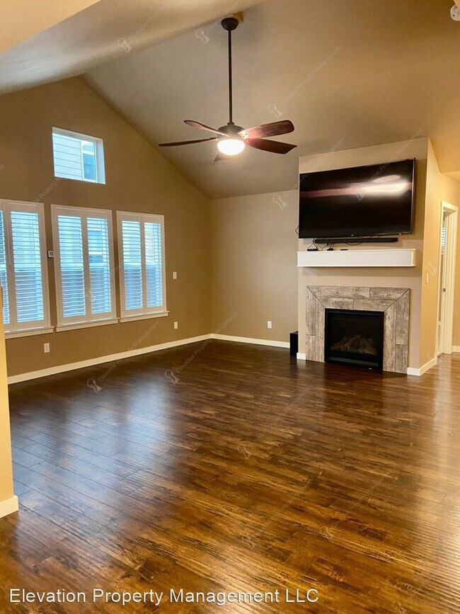 Building Photo - 3 br, 2 bath House - 20778 SE Hollis Ln