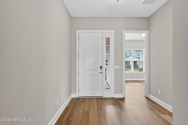 Building Photo - 105 Wye Rd