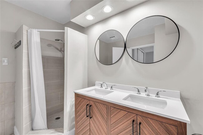 Building Photo - 10690 NW 14th St