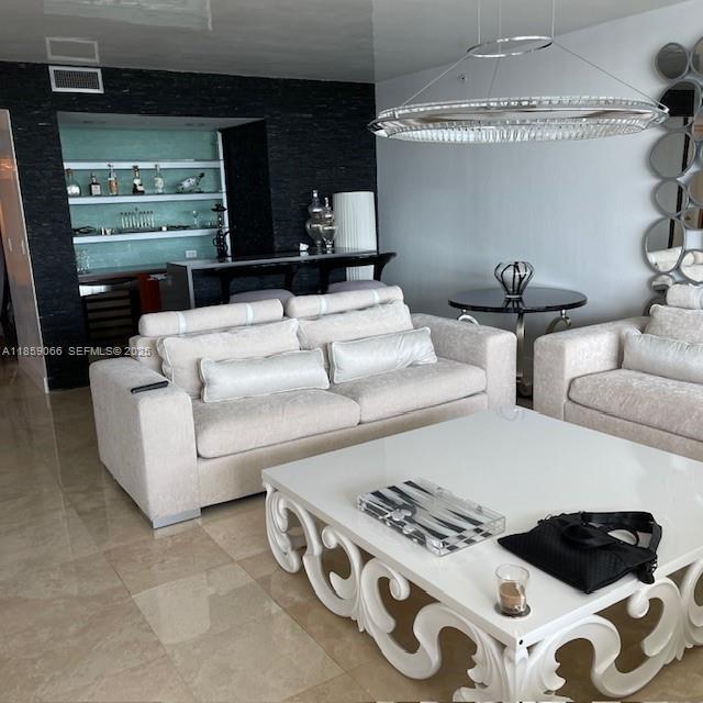 Building Photo - 20201 E Country Club Dr