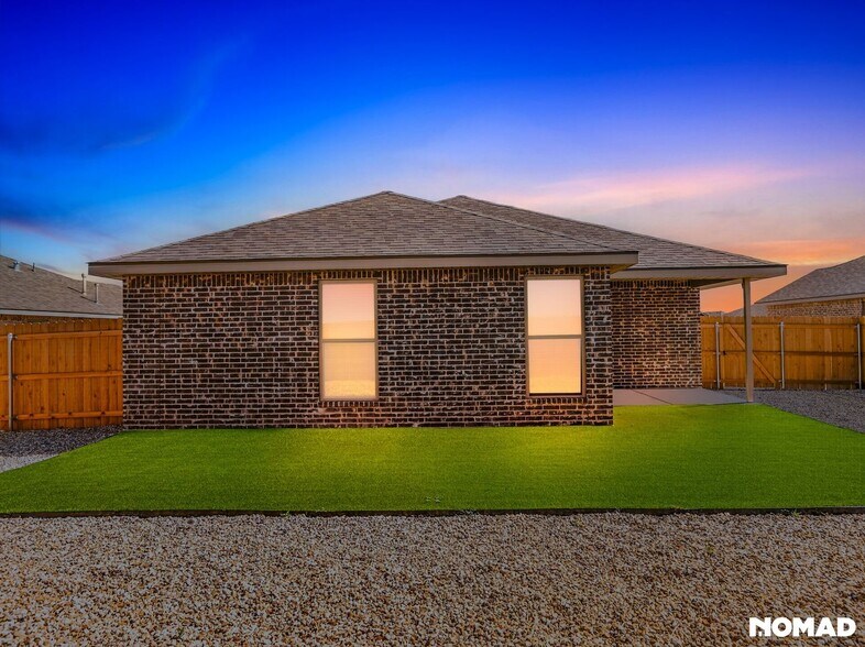 Building Photo - 2152 Langford Ave