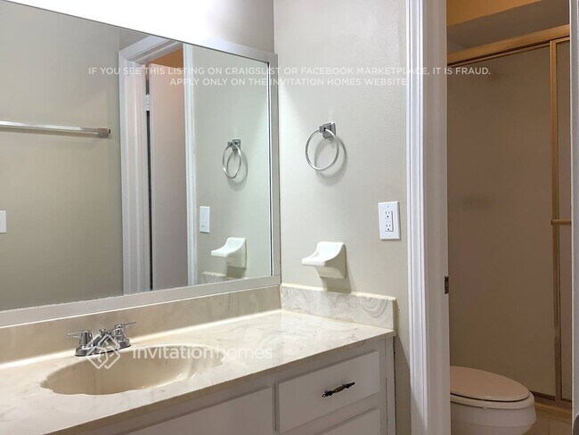 Building Photo - 4037 Eastridge Dr