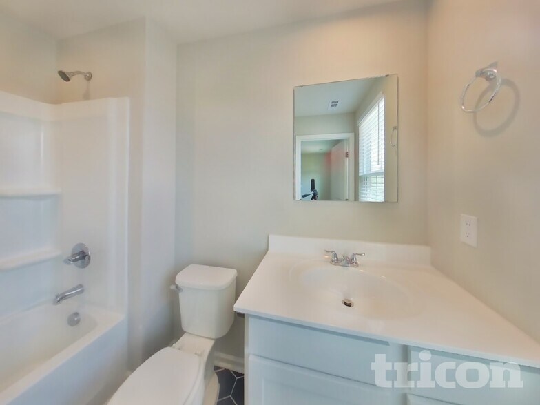 Building Photo - 4114 S Downs Cir