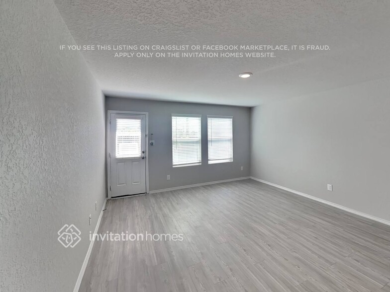 Building Photo - 110 Pasadena Pl