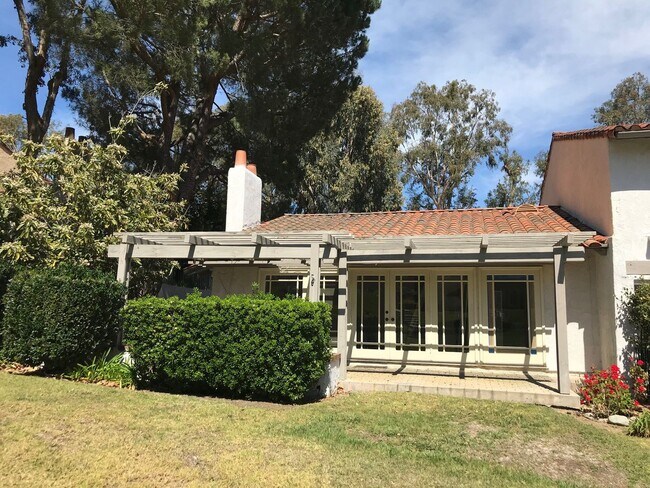 Building Photo - 25606 Spinnaker Dr