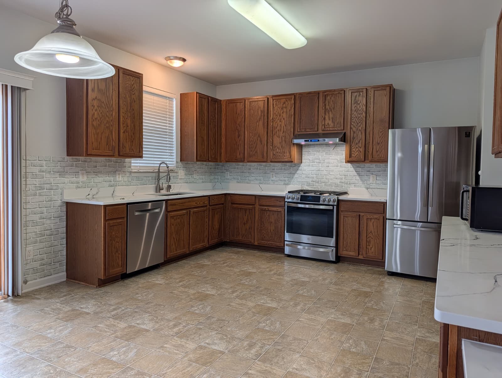 Building Photo - 172 Chandler Springs Dr