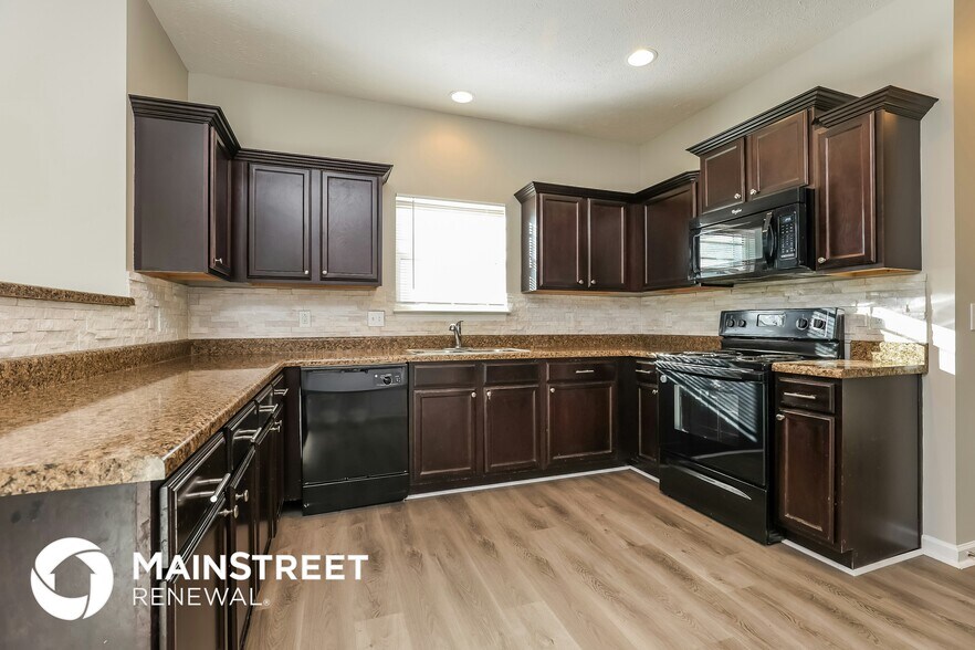 Building Photo - 1309 Halverson Dr