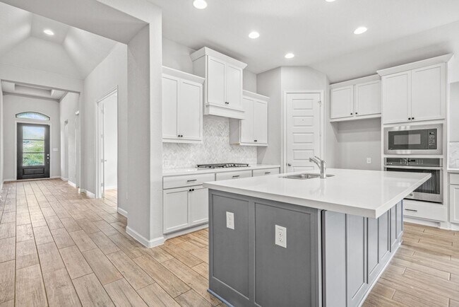 Building Photo - Beautiful 4 bed 3 bath Single Story Home i...