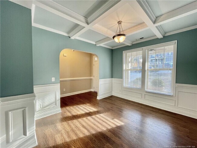 Building Photo - 211 Executive Dr