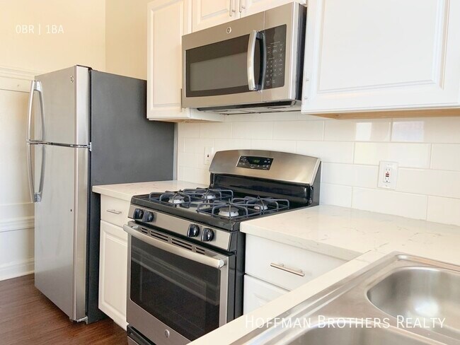 Building Photo - 1527 Cassil Pl