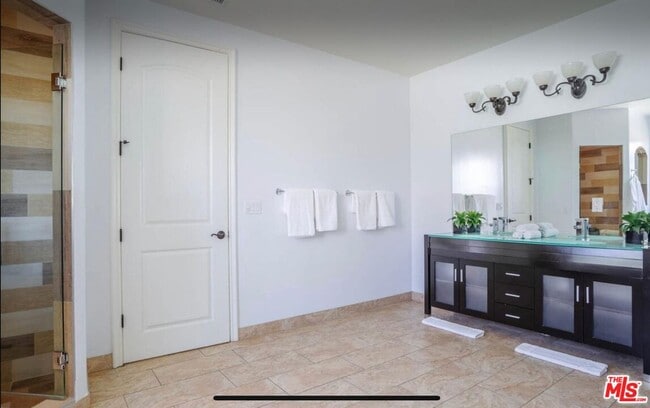 Building Photo - 19246 Liam Ln