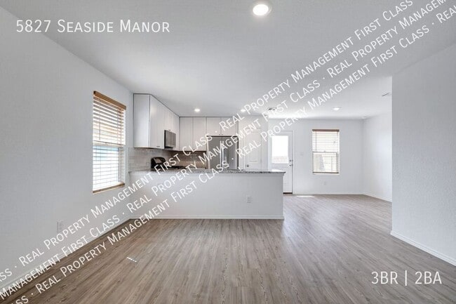 Building Photo - 5827 Seaside Mnr