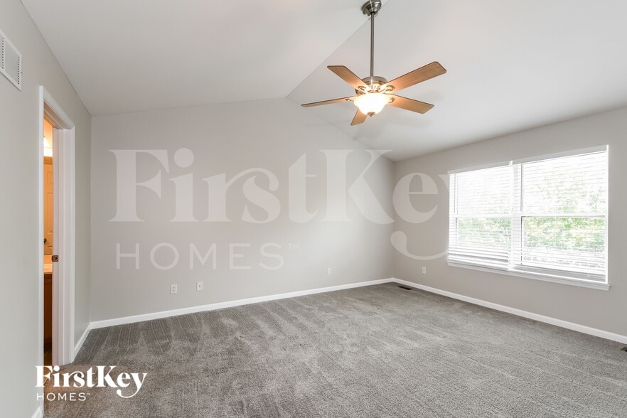 Building Photo - 106 Stewart Springs Dr
