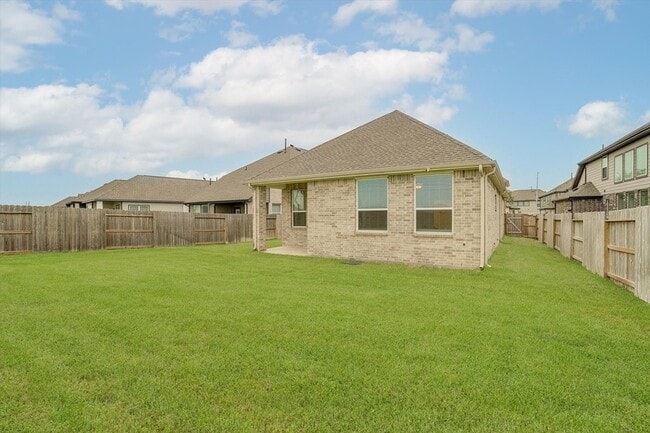 Building Photo - 21138 Garden Palm Dr