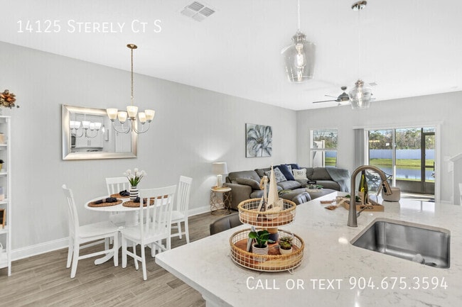 Building Photo - 14125 Sterely Ct S