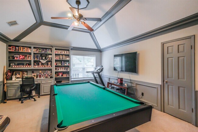 Building Photo - 6906 Pebble Beach Dr