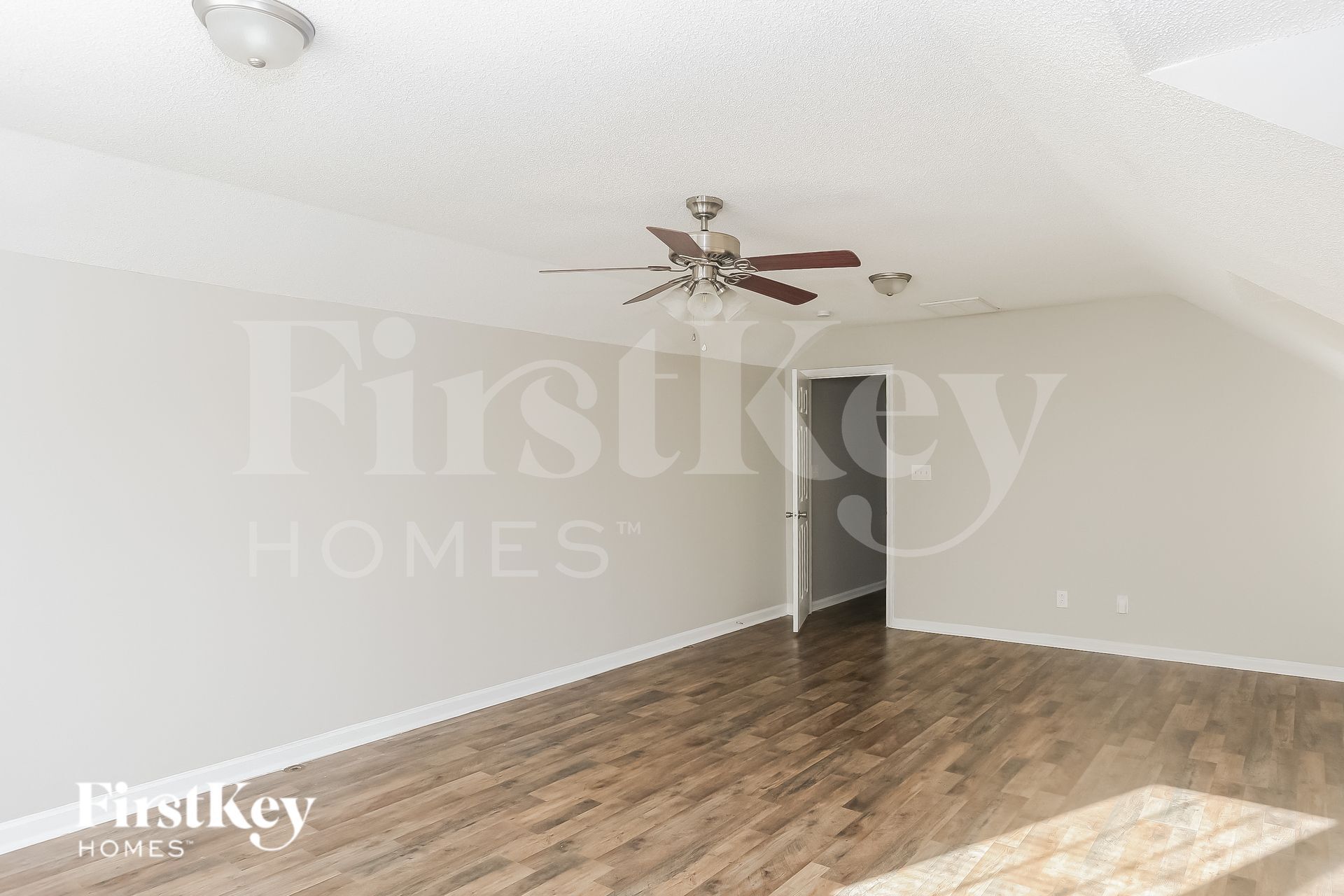 Building Photo - 3883 Meadow Ridge Dr NW