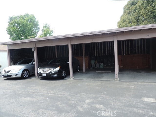 Building Photo - 8386 Dunbarton Ave