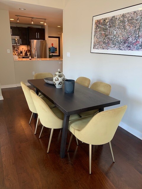 Building Photo - 55 Page St