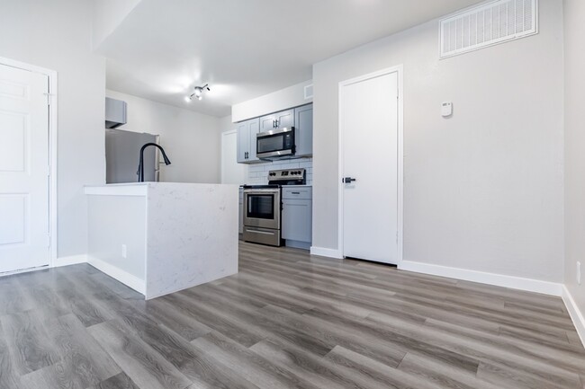 A3 Renovated - 1 Bed 1 Bath - Rise at Highland Meadows