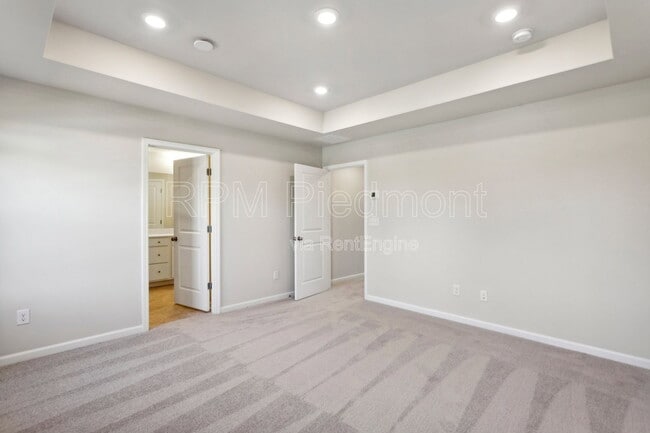 Building Photo - 1604 Halbrook Pl SW