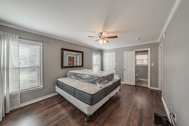 Building Photo - 6817 Fortune Rd