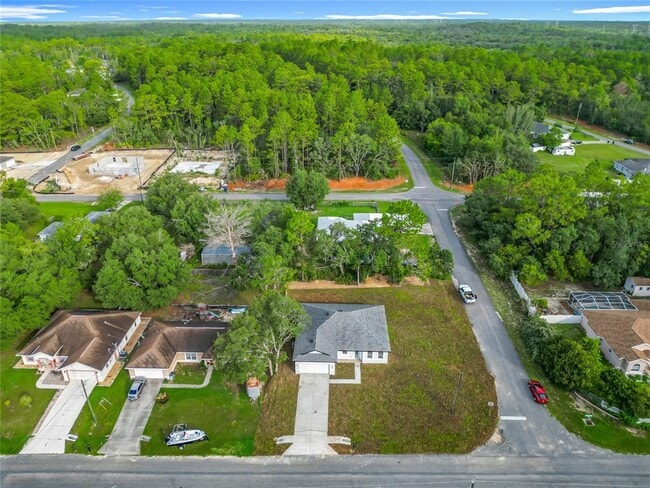 Building Photo - 5736 N Claremont Dr