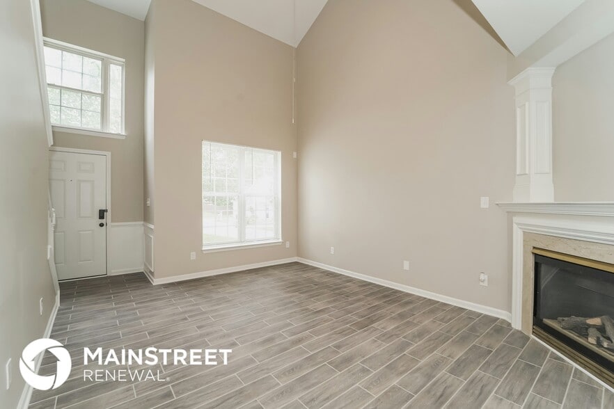 Building Photo - 6046 Shining Oak Ln