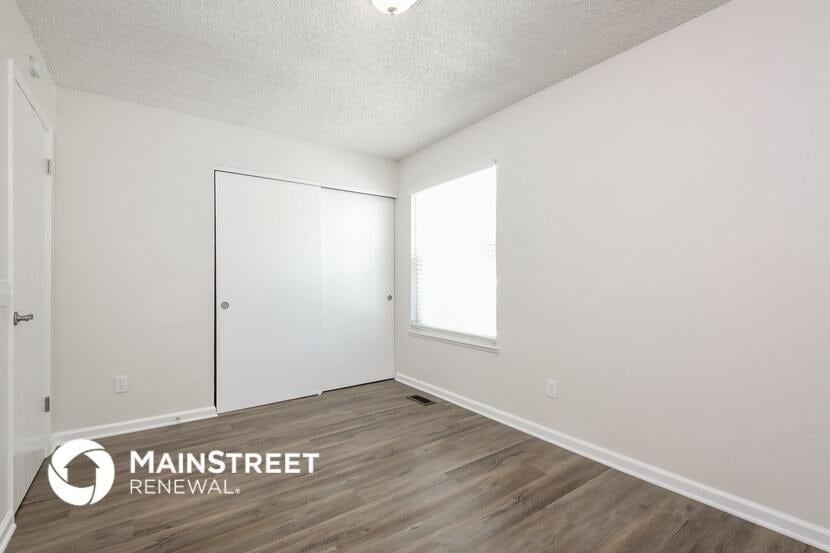 Building Photo - 18901 E Kent Cir