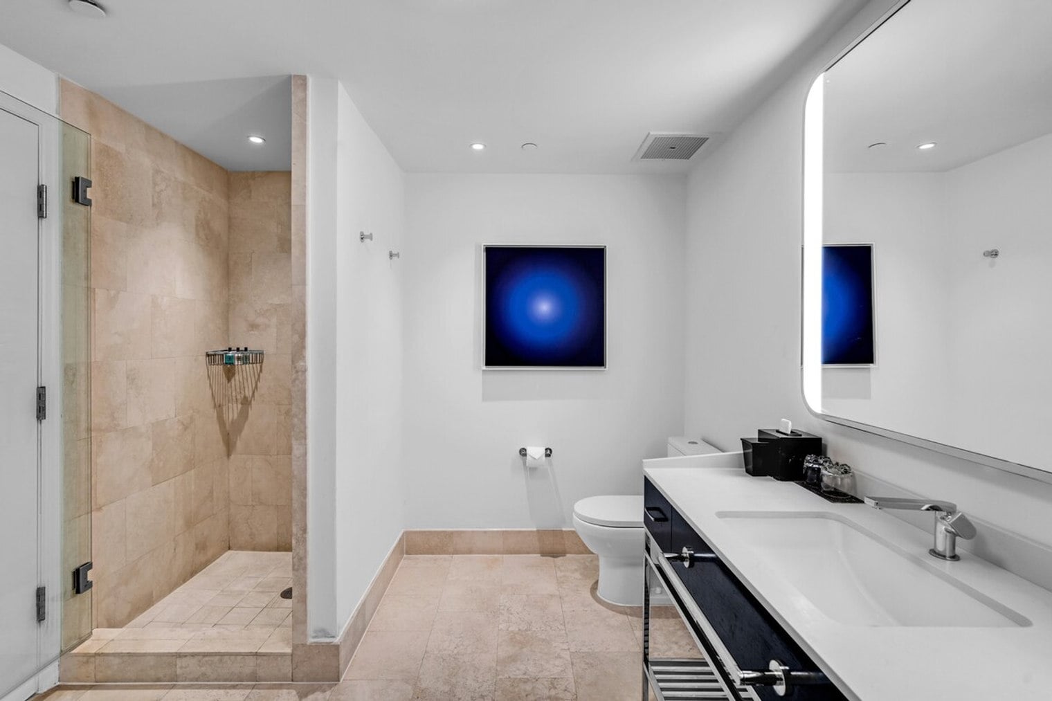 Building Photo - 4343 Collins Ave