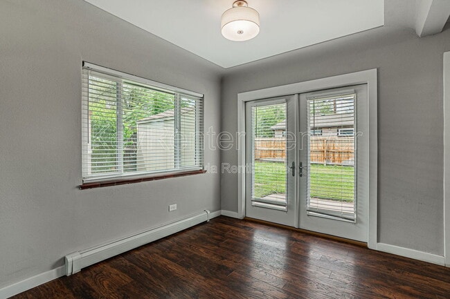 Building Photo - 201 S Meade St