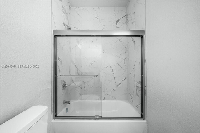 Building Photo - 1481 Las Villas Blvd