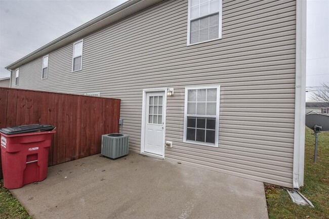 Building Photo - 513 Patriot Park Ct